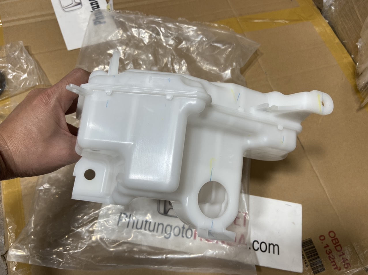 Bình nước rửa kính xe Honda CITY 2021-2022